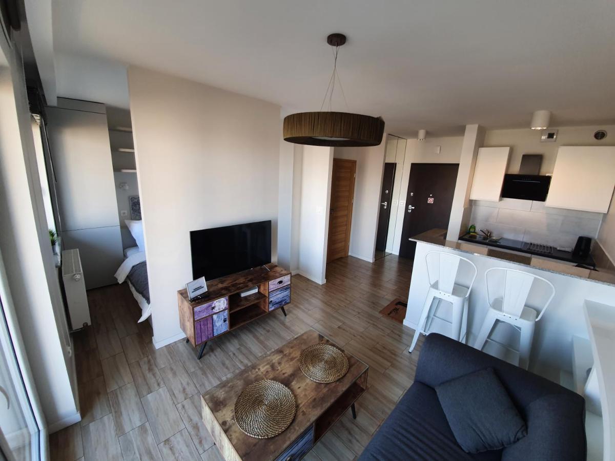 Apartament Wsrod 1000Cy Swiatel - Z Parkingiem W Hali Garazowej- Duzy Balkon Z Lezakami - Piekny Widok Noca Na Panorame Tysiaclecia 카토비체 외부 사진