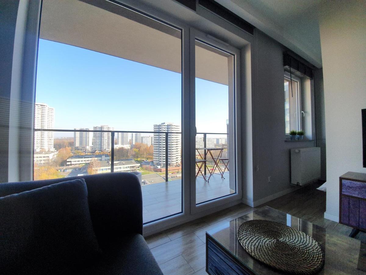Apartament Wsrod 1000Cy Swiatel - Z Parkingiem W Hali Garazowej- Duzy Balkon Z Lezakami - Piekny Widok Noca Na Panorame Tysiaclecia 카토비체 외부 사진