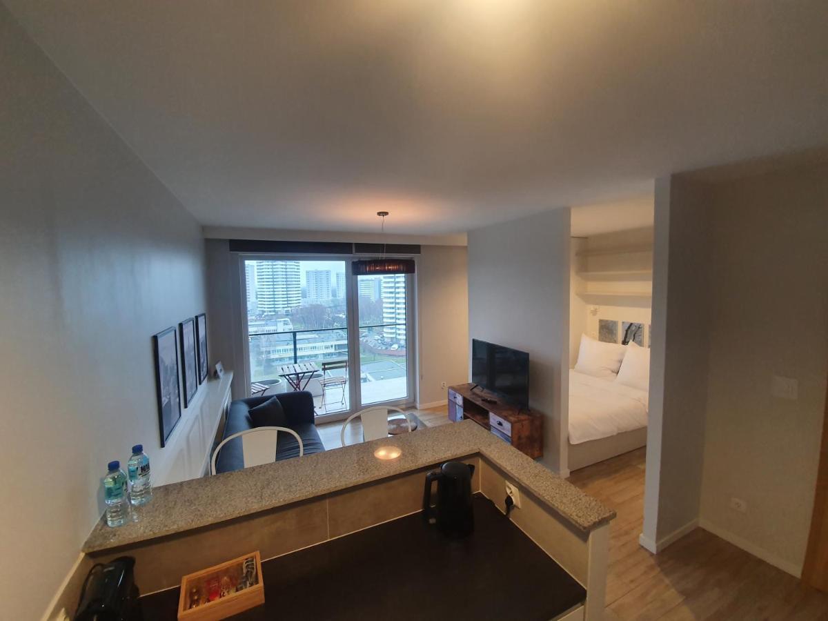 Apartament Wsrod 1000Cy Swiatel - Z Parkingiem W Hali Garazowej- Duzy Balkon Z Lezakami - Piekny Widok Noca Na Panorame Tysiaclecia 카토비체 외부 사진